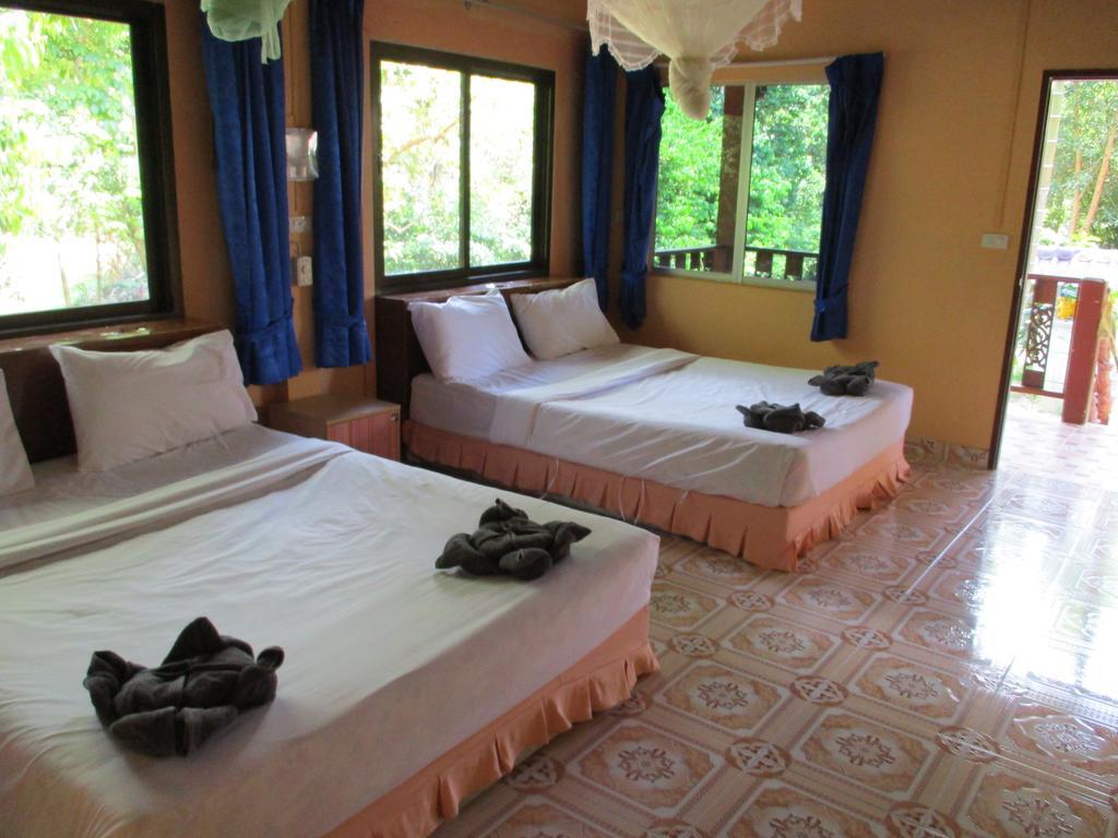 Khaosok Island Resort Khao Sok National Park Екстер'єр фото