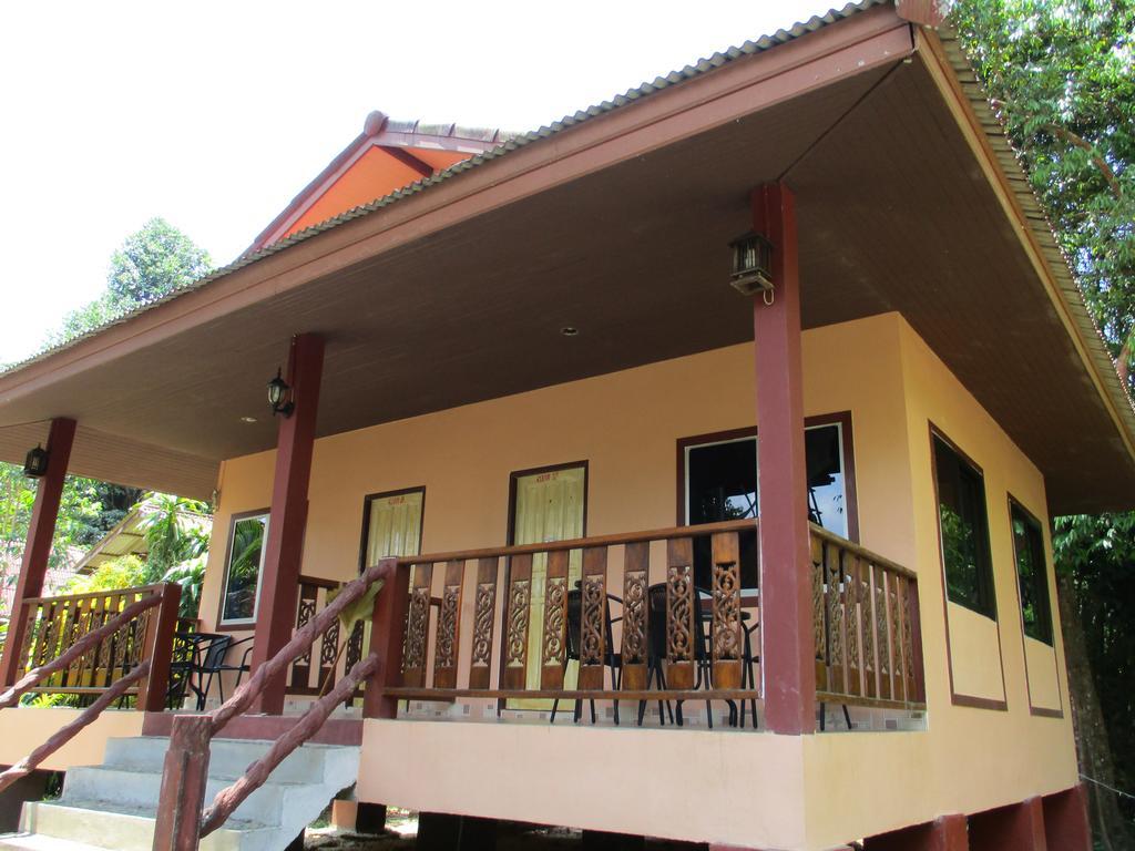 Khaosok Island Resort Khao Sok National Park Екстер'єр фото