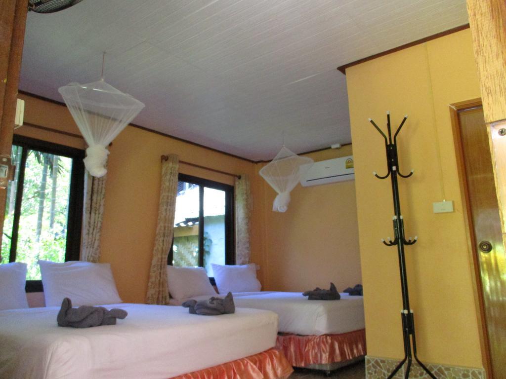 Khaosok Island Resort Khao Sok National Park Екстер'єр фото