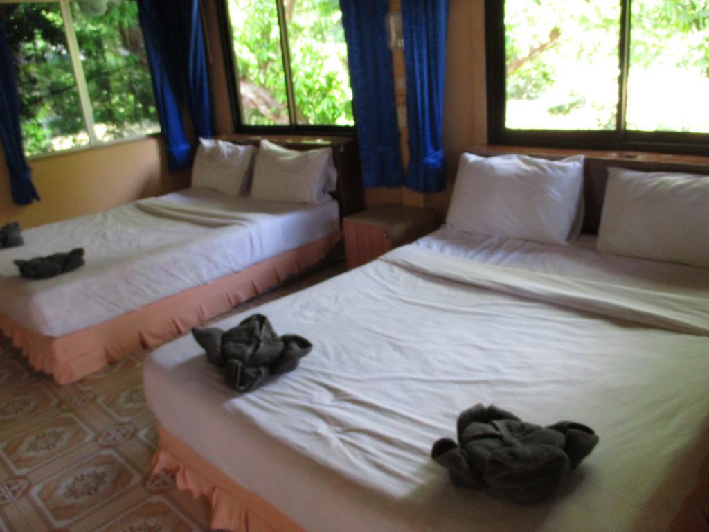 Khaosok Island Resort Khao Sok National Park Екстер'єр фото